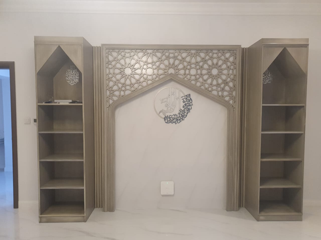 Custom wardrobe Dubai built-in storage